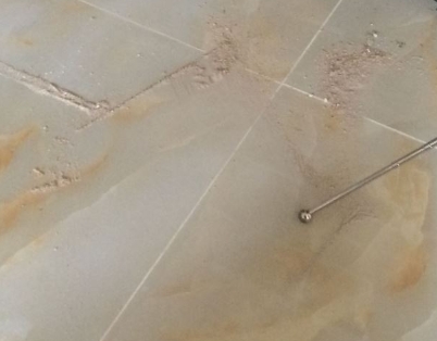眉山市瓷砖空鼓维修公司分享粘合剂选择不当在瓷砖铺贴过程中可能导致以下问题