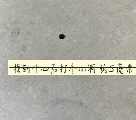眉山市瓷砖空鼓维修公司专业解答在瓷砖铺贴过程中，如果砂料搅拌不均匀，将会带来以下问题